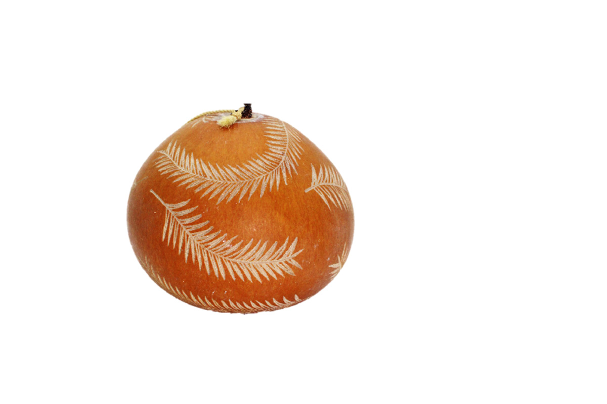 painted_and_carved_gourd_5